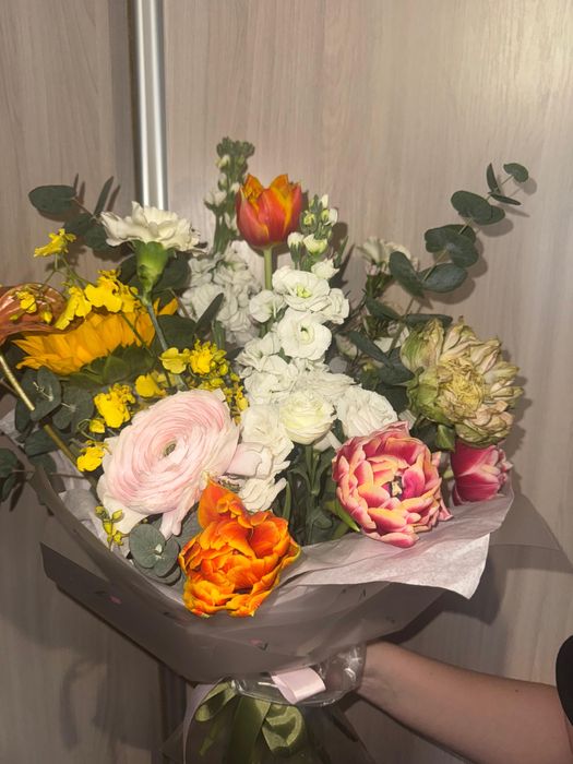 Продается красивый букет!