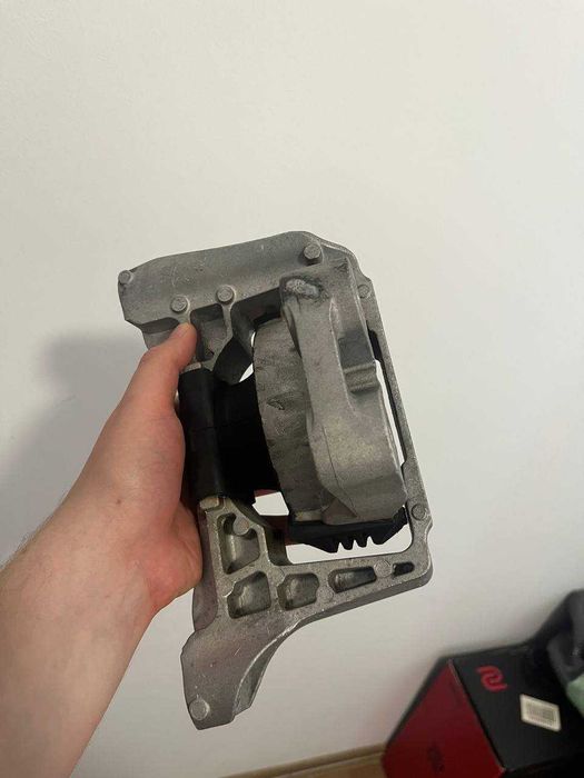 окачване на двигател 2.0tdi volvo/ford