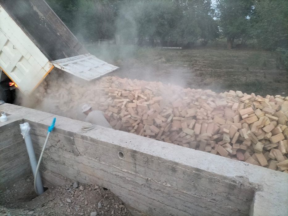 Кирпич жженный. Кірпіш. Қыш.