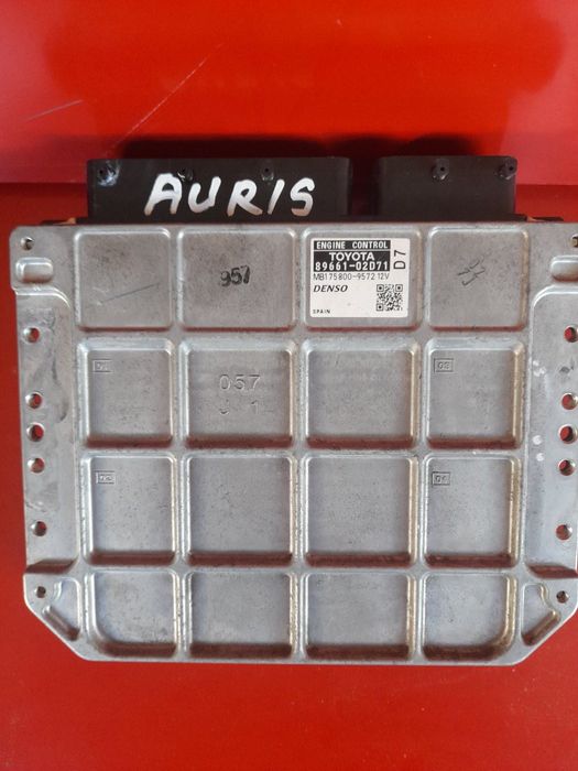 Компютър Toyota Auris