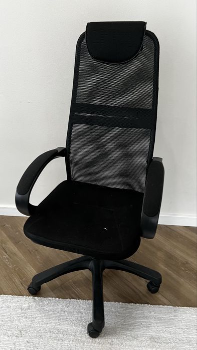 Продается офисное кресло (компьютерное)