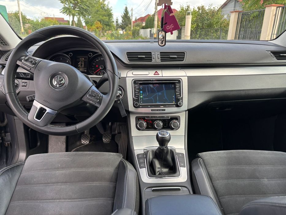 Vw passat cc  5 locuri