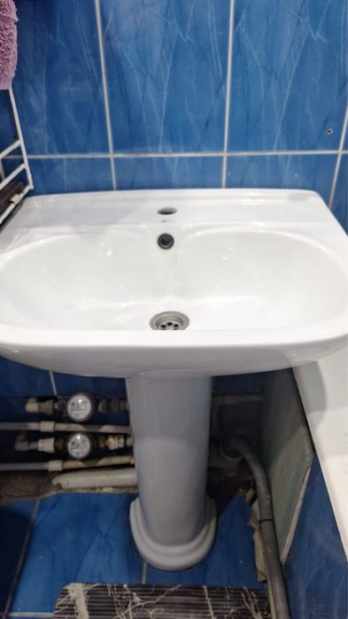Продам раковину,район Апреля