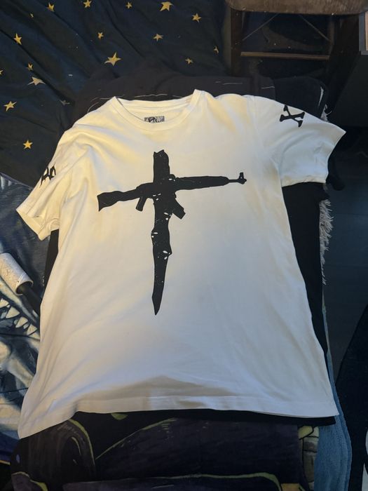 Тениски марка ЛУДА