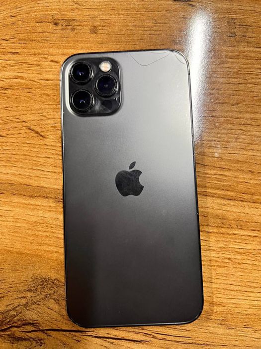Iphone 12 pro bor radnoy