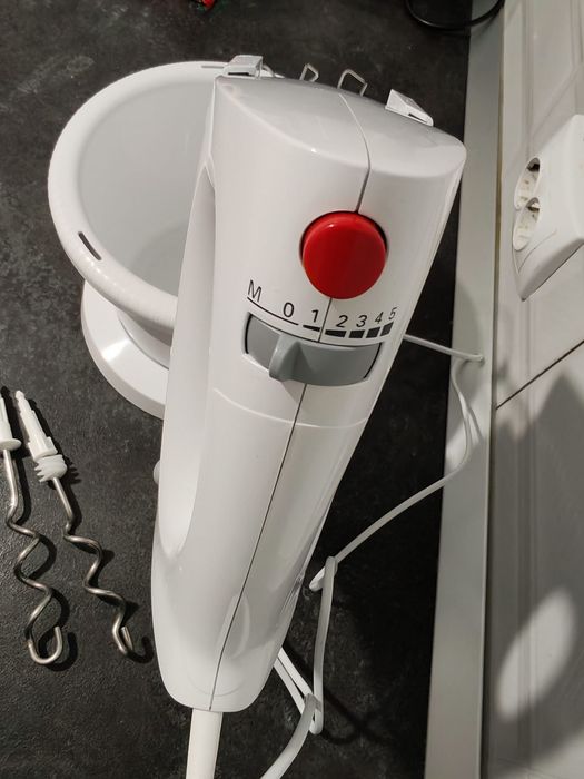 Mixer cu bol Bosch MFQ3555 în garanție