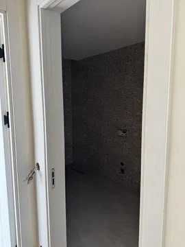 мирзо Улугбек район Максим горький 1 ком 48м2;