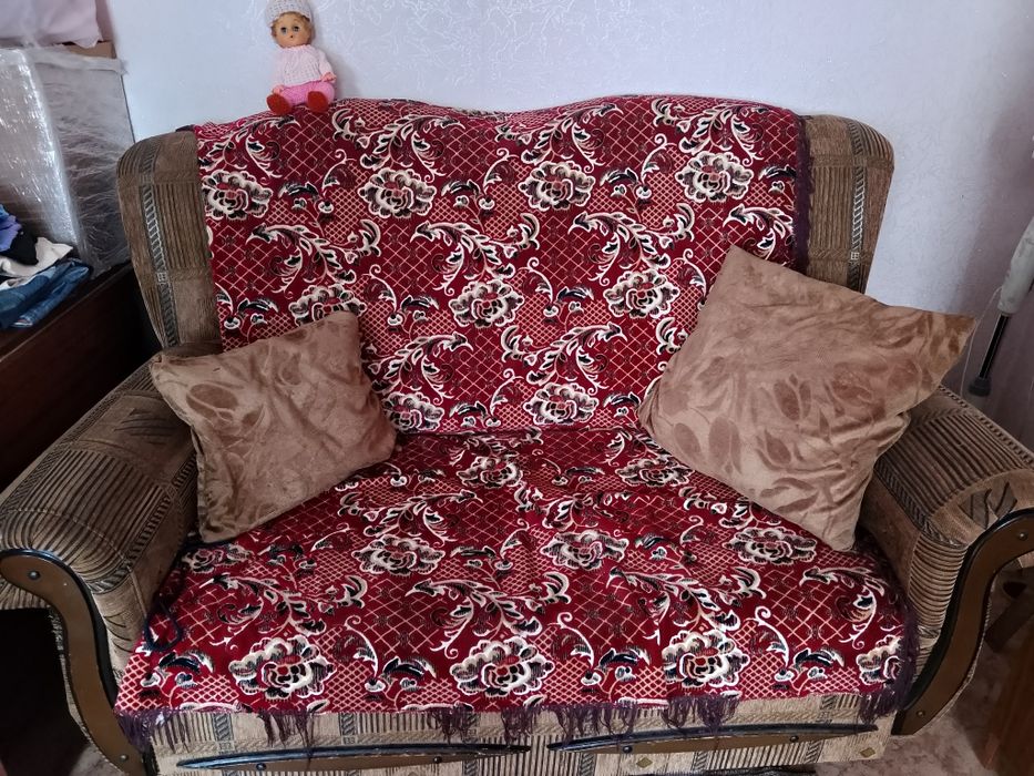 Продам Небольшой диван