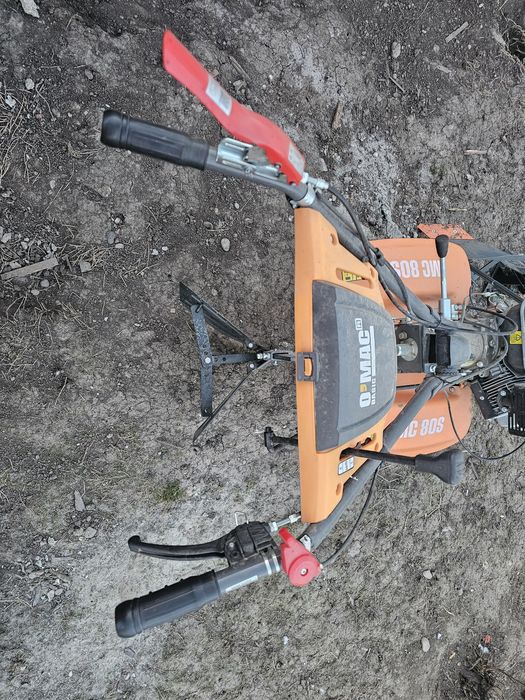 Vând motocultor!