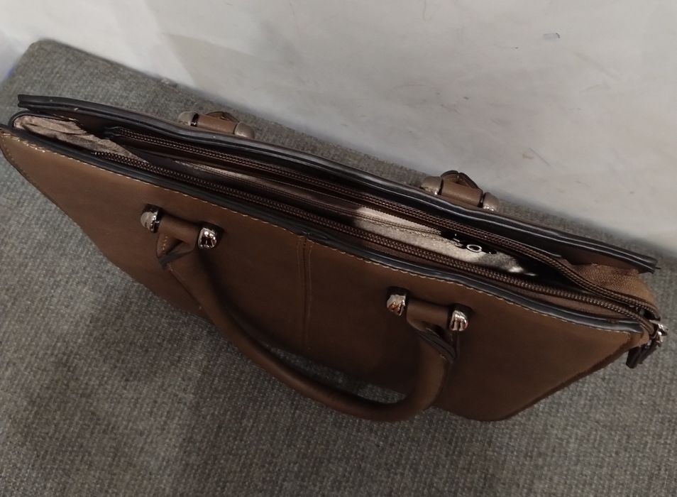 Дамска чанта нова