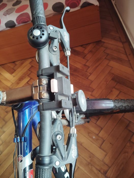 Vind bicicleta focus în stare bună de funcționare.