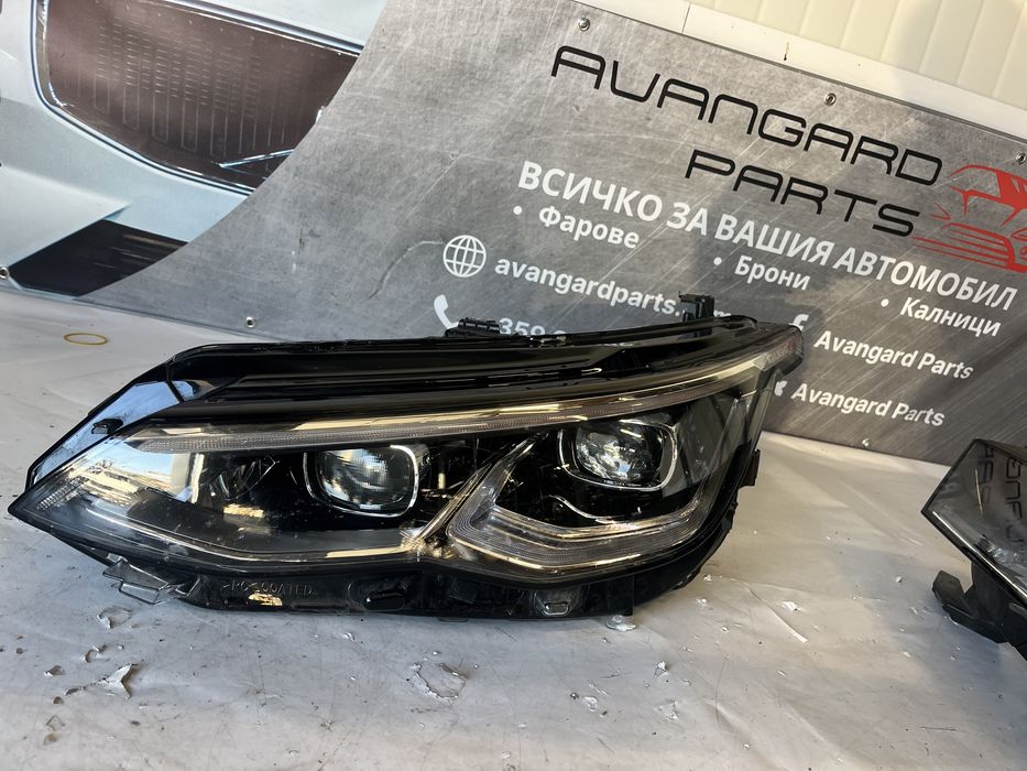 2 броя Фар VW Golf 8 ляв