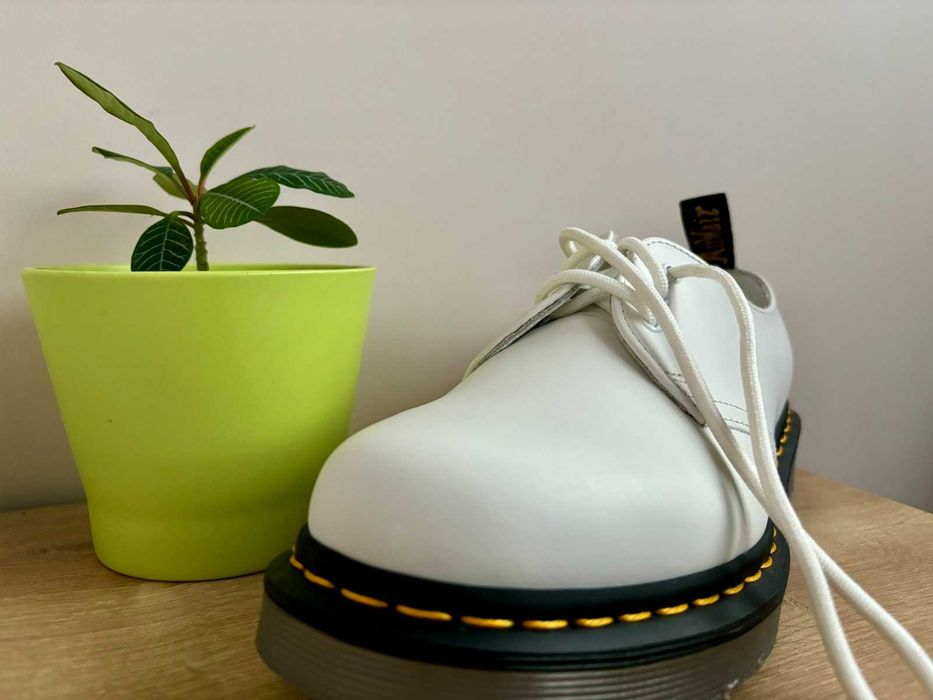 Обувки Dr. Martens