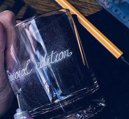 Ръчно гравиране на изделия