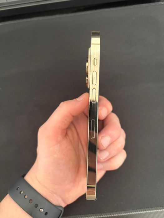 iPhone 14 Pro б/у в отличном состоянии