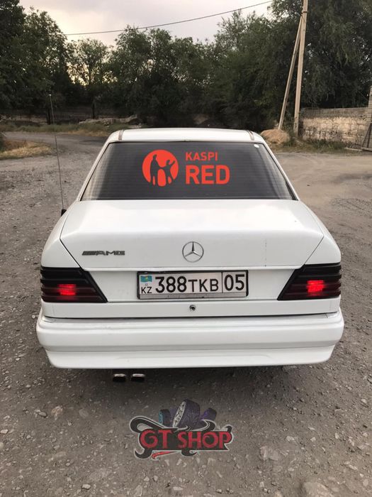 Бампер на мерседес w124 Амг2