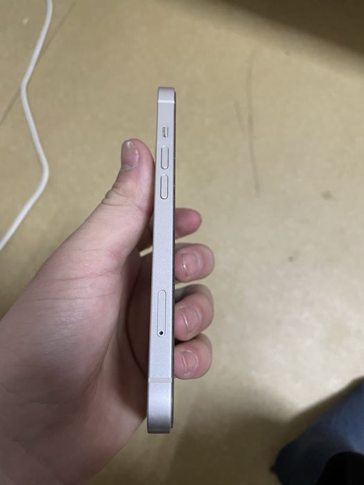 Айфон 13 продам.