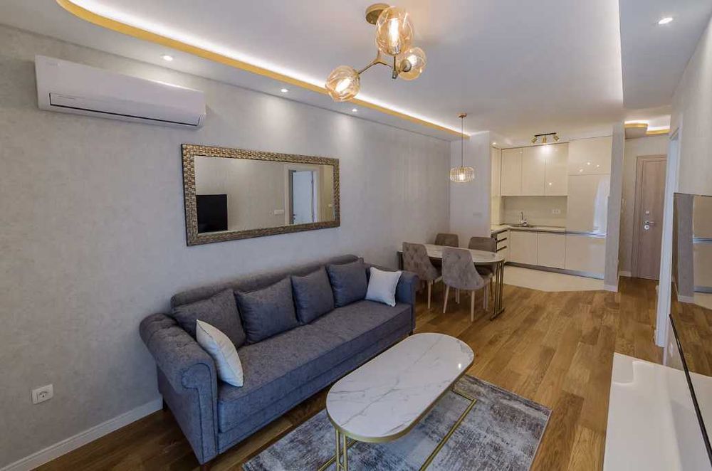 Дава се под наем Тристаен апартамент в Пловдив, Южен - 86 кв.м за 280.5 € - Снимка #1