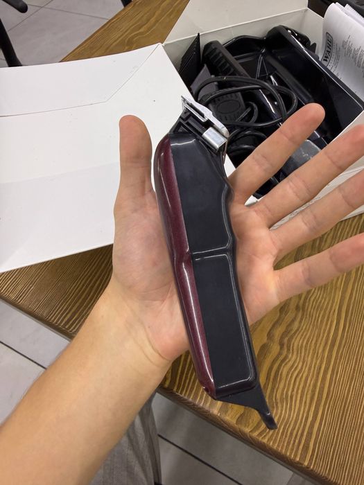 Сартарошлар учун вахл межик машинка сотилади