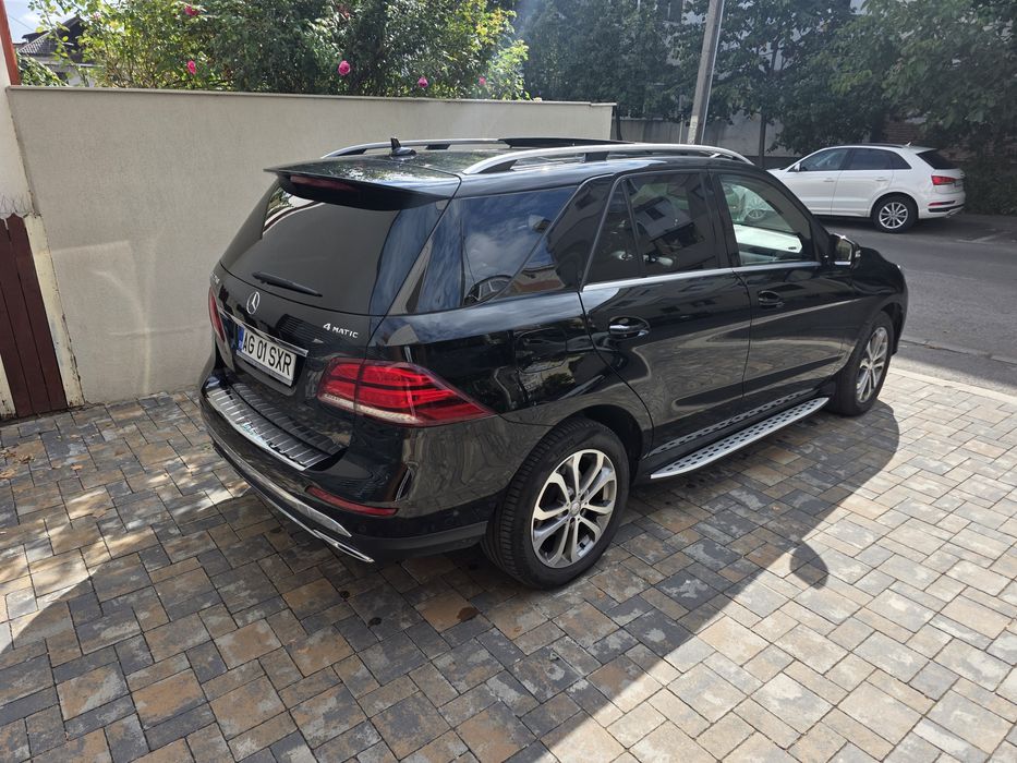 Mercedes GLE250 2017