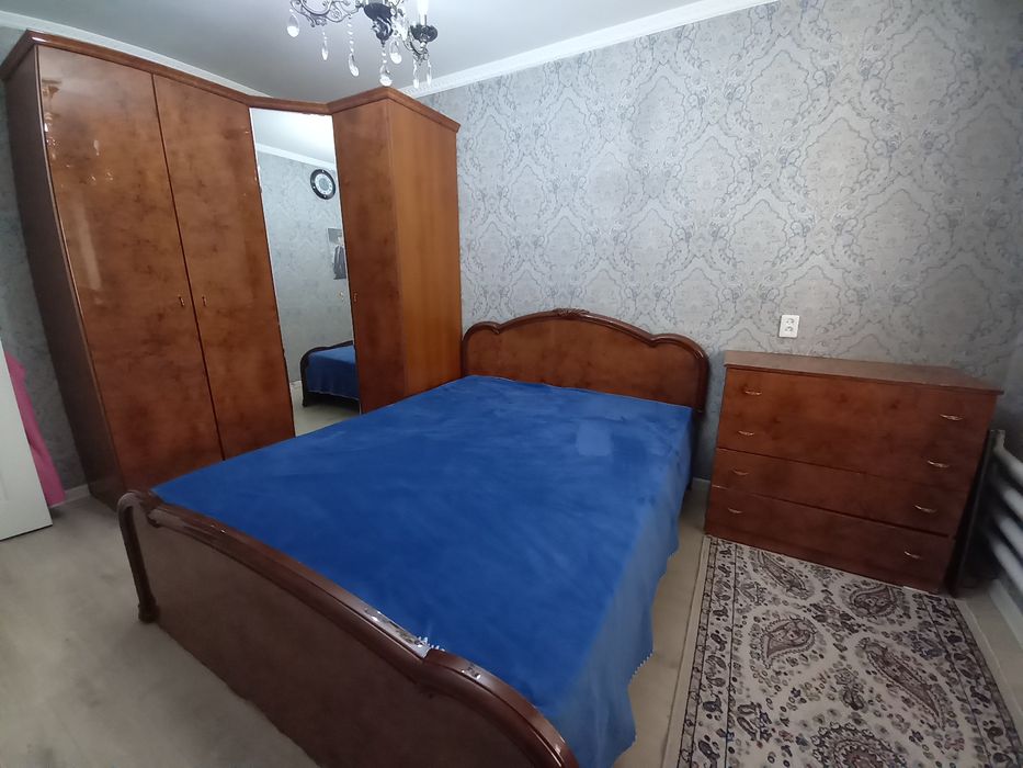 Спальный гарнитур