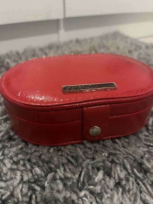 Малка кутия за бижута