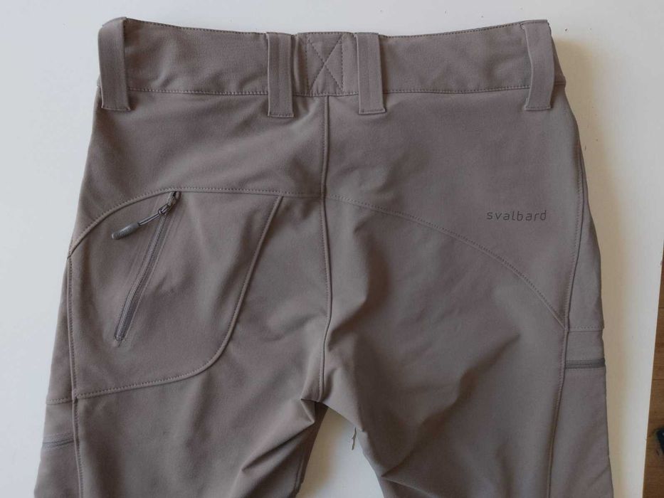 Оригинални зимни софтшел панталони Noronna ,Northpeak