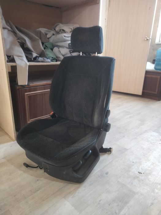 Седьнья на Пассат б3-б4