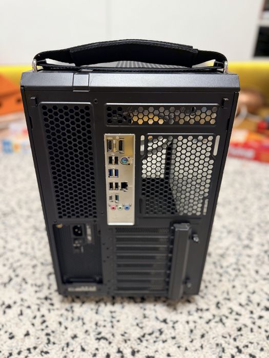 PC Asus TUF Gaming - i9 с водно, SAPPHIRE RX 9070 16GB, 64GB DDR5, 1TB m.2 SSD