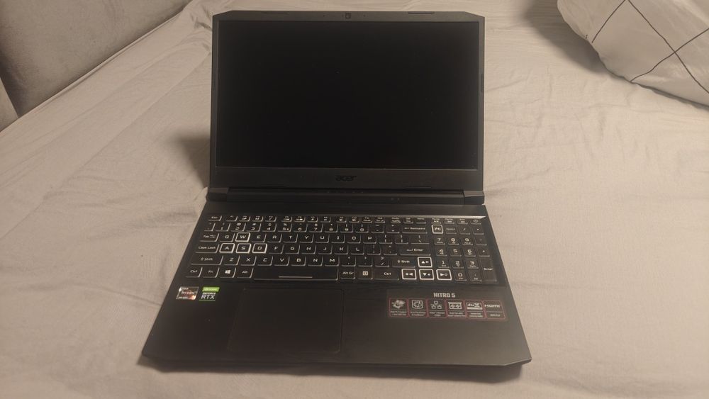 Геймърски лаптоп Acer Nitro 5 | 15.6" 144Hz | RTX 3060 | Ryzen 5 5600H | 16GB | 512GB SSD