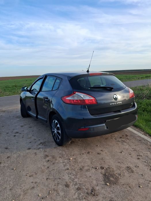 Se vinde Renault Megane 3 1.5 110cp