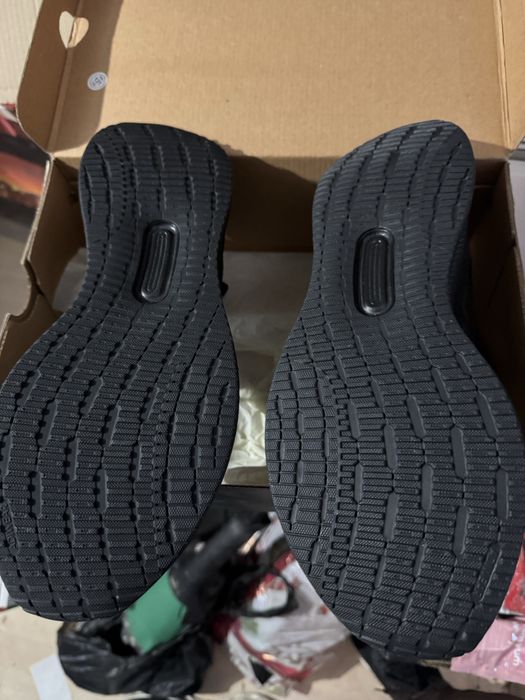 Нови обувки за бягане adidas runfalcon 5