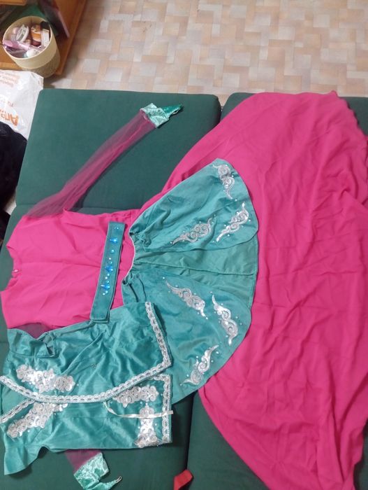 казахский национальный костюм