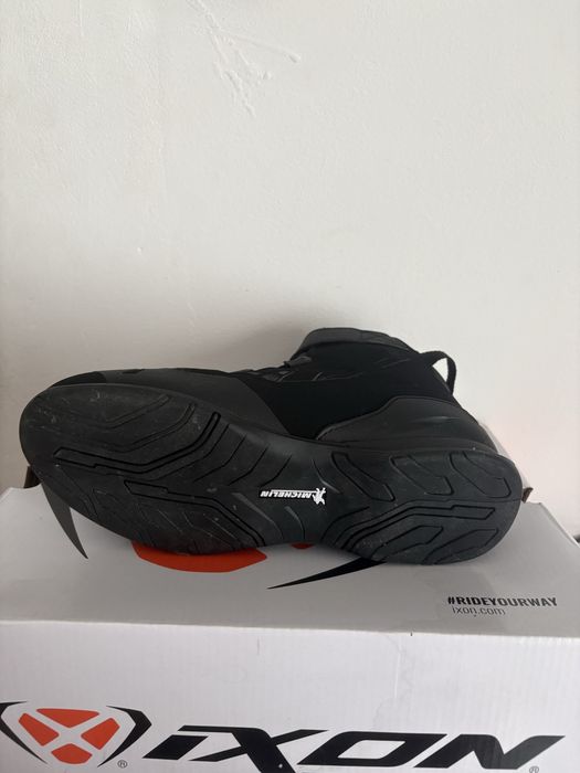 Ghete moto dama IXON Bull 2 WP negru-roz