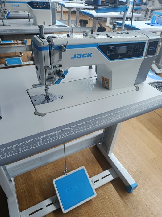 Хар хил турдаги тикув машинкалари