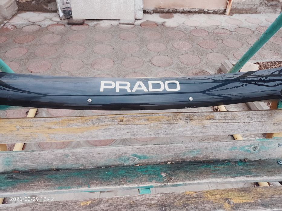 Мухобойка дефлектор на капот Прадо 150