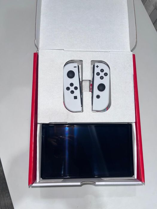 Nintendo switch oled белый