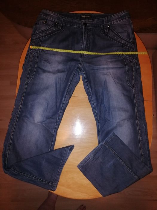 Продавам мъжки панталони, дънки. Дълги и къси.