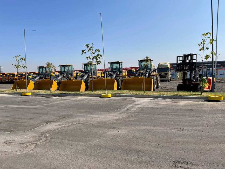 Фронтальный погрузчик, хон 3.2 куб XCMG ZL50GN тралда кеган