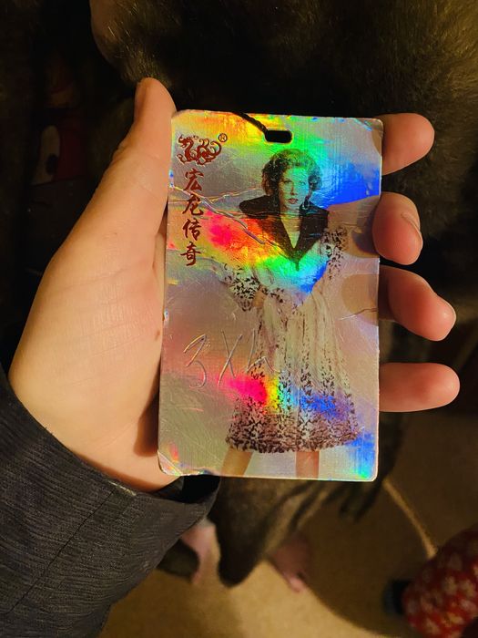 Продам шубу новую