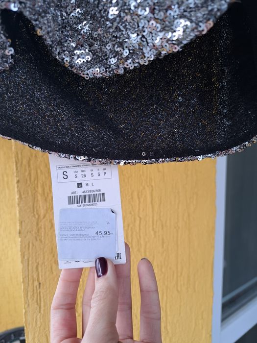 НОВ Сребрист Топ с пайети ZARA