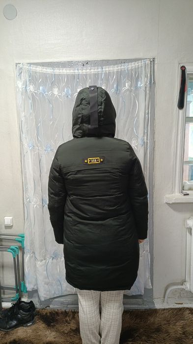 Зимная женская куртка