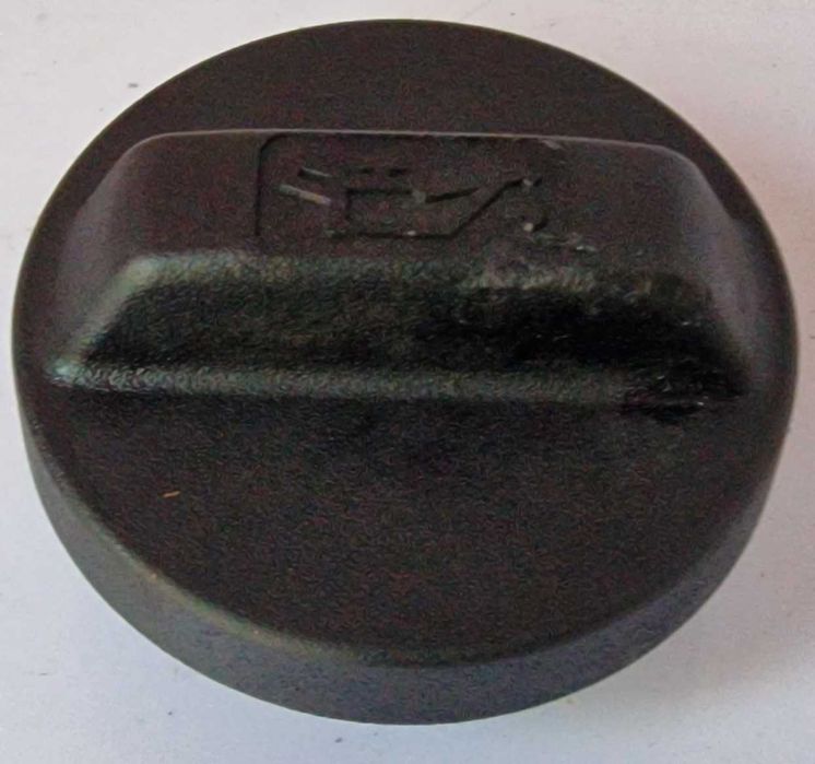 Капачка Масло Хонда Акорд Сивик 2.2 Honda Accord Civic FRV CRV i-CTDi