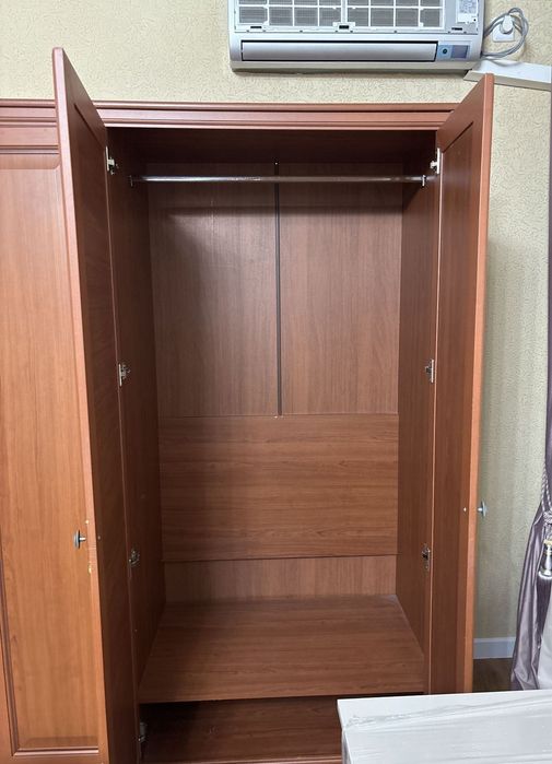 Продается шкаф в отличном состояний