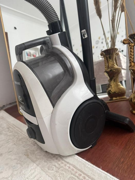 Пылесос самсунг, в отличном состоянии