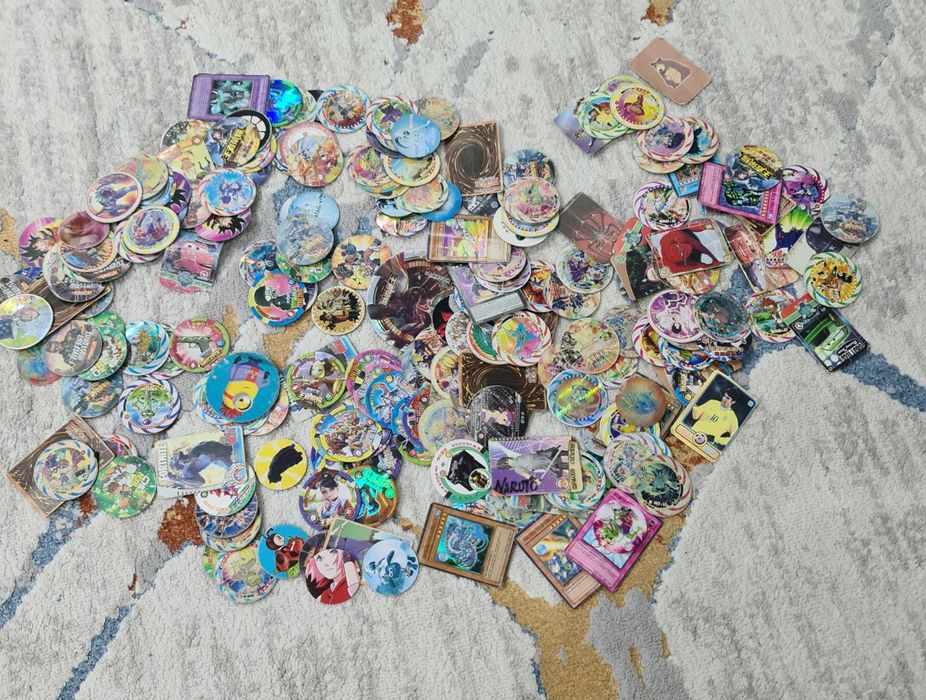 Фишки 232 штуки .