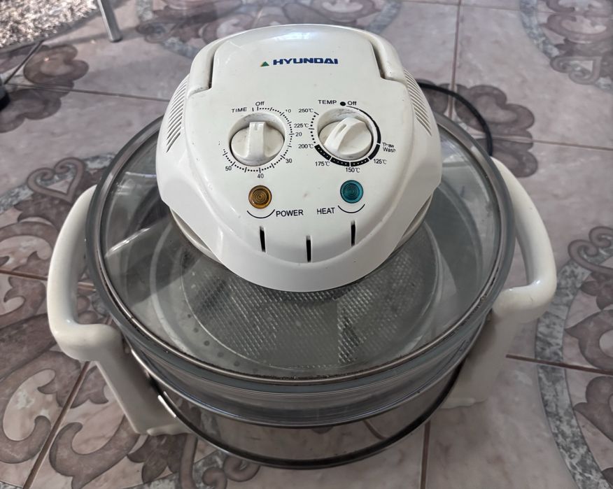 Cuptor cu halogen