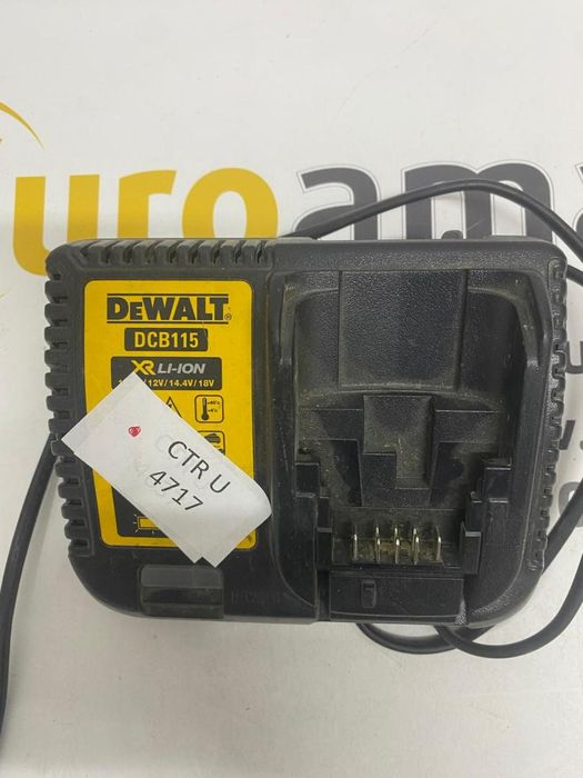 Masina de gaurit si insurubat DEWALT DCD796 cu acumulator si -N2-