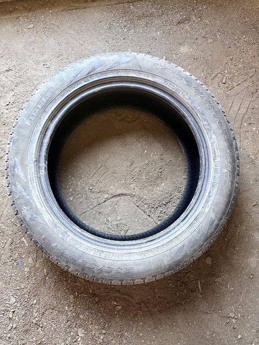 Комплект шин Pirelli 235/55/19
