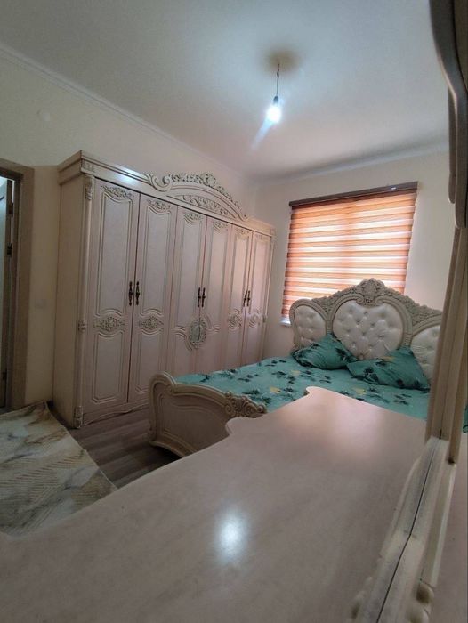 Сдается 2x комнатная квартира 
С обстановкой 
В горде Алмалыке